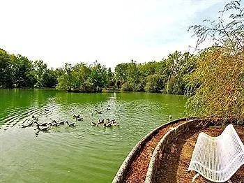 De L'etang Bleu