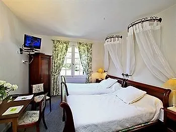 De L'etang Bleu Hotel 3*