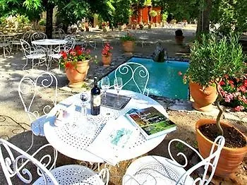 Hotel De L'etang Bleu 3*